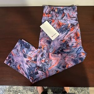 NWT! Lululemon 28” HR Tights. Size 16